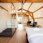 Stayci Serviced Royal Palace *
