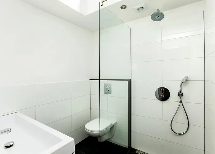 Stayci Serviced Royal Palace * Haag