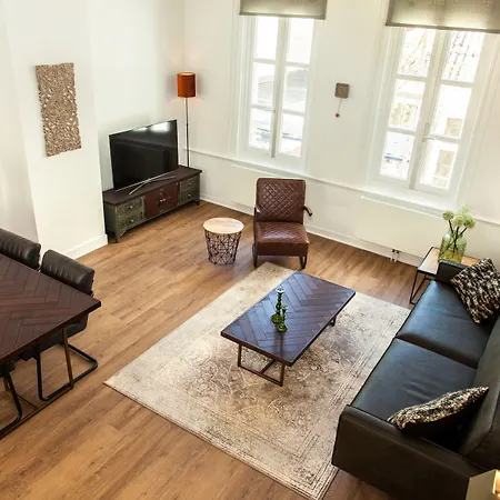 Stayci Serviced Royal Palace Apartman Hága