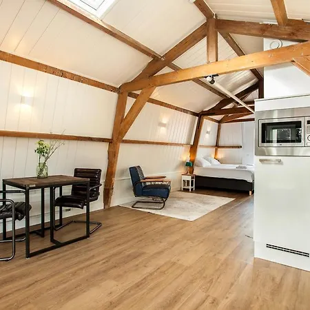 Stayci Serviced Royal Palace Appartement *