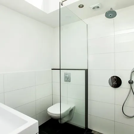 Stayci Serviced Royal Palace * Haag