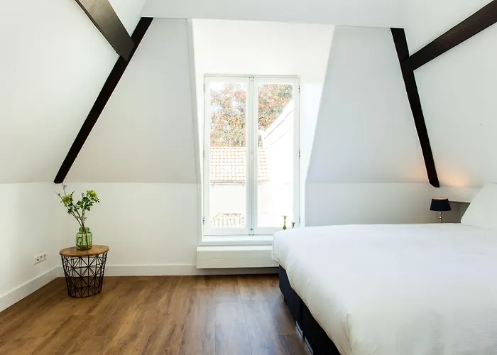 Stayci Serviced Royal Palace * The Hague