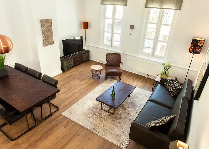 Stayci Serviced Royal Palace Apartment The Hague