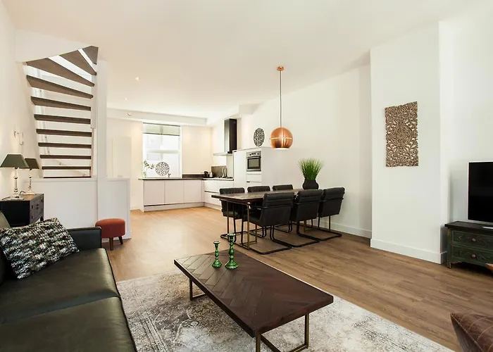 Stayci Serviced Royal Palace * La Haye